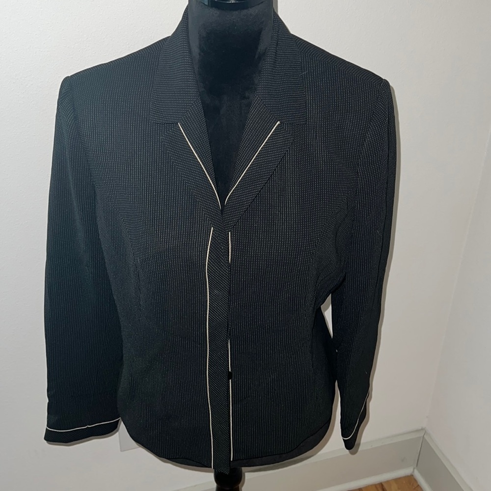 Le‎ Suit Petite Sz 12P black tan tiny dots buttoned down suit jacket blazer